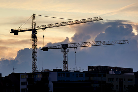 Symbolfoto Baukräne