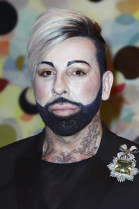 PETA-Kampagne mit Harald Glööckler in Hamburg