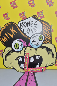 Start der Kampagne 'Bones Love Milk' in Huntington Beach