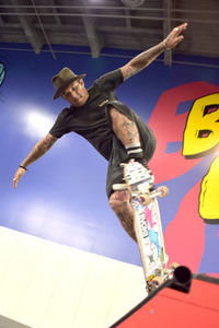 Start der Kampagne 'Bones Love Milk' in Huntington Beach