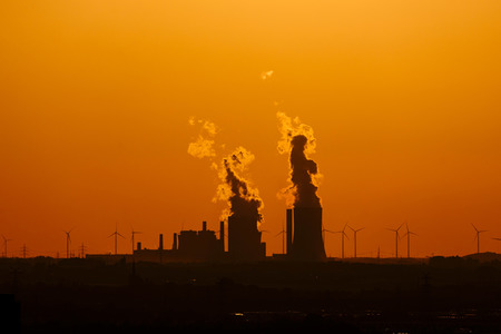 Symbolfoto Kohlestrom und Klimawandel