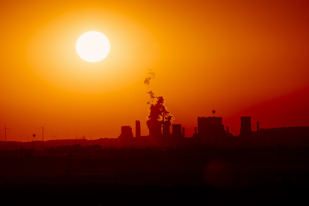 Symbolfoto Kohlestrom und Klimawandel