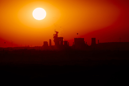 Symbolfoto Kohlestrom und Klimawandel