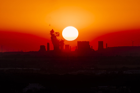 Symbolfoto Kohlestrom und Klimawandel