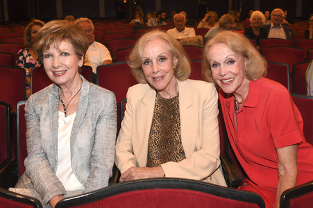 Theaterpremiere 'Wir sind die Neuen' in München