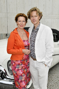 Theaterpremiere 'Zuhause bin ich Darling' in Berlin