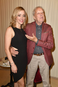 Theaterpremiere 'Zuhause bin ich Darling' in Berlin