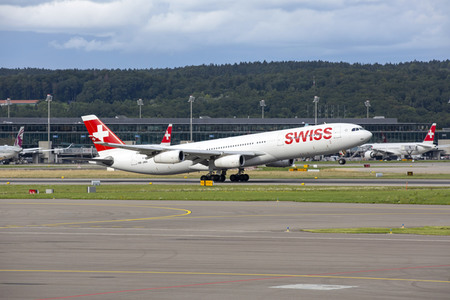 Symbolfoto Flughafen Zürich