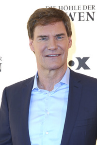 Photocall 'Die Höhle der Löwen' in Hamburg