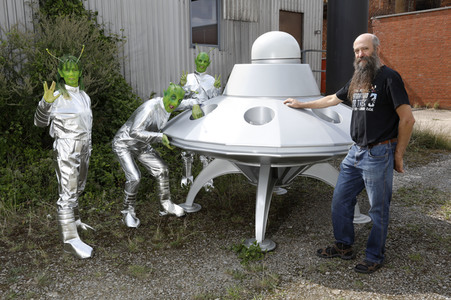 GEEK ART: Kleine grüne Männchen / Little Green Men Bodypainting