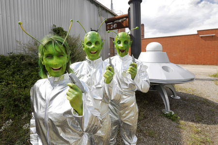 GEEK ART: Kleine grüne Männchen / Little Green Men Bodypainting