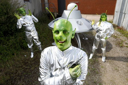 GEEK ART: Kleine grüne Männchen / Little Green Men Bodypainting