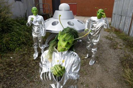 GEEK ART: Kleine grüne Männchen / Little Green Men Bodypainting