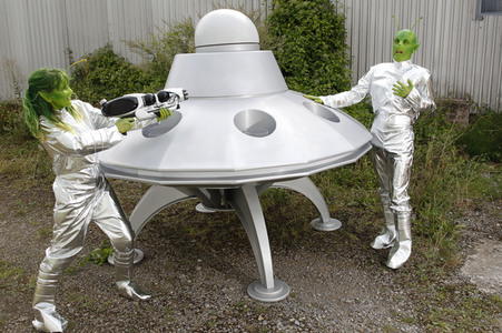 GEEK ART: Kleine grüne Männchen / Little Green Men Bodypainting