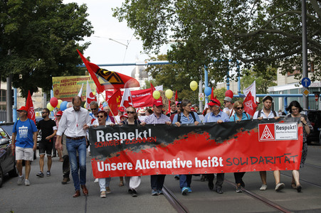 Demonstration 'Unteilbar' in Dresden