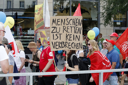 Demonstration 'Unteilbar' in Dresden