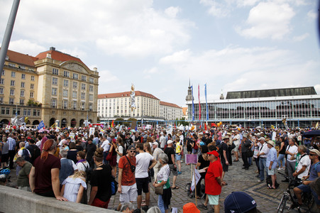 Demonstration 'Unteilbar' in Dresden