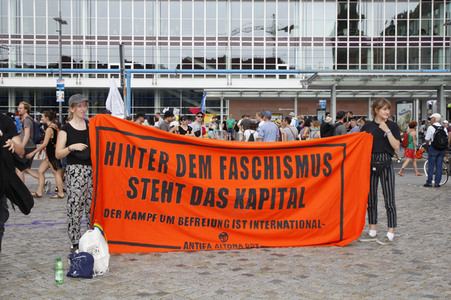 Demonstration 'Unteilbar' in Dresden