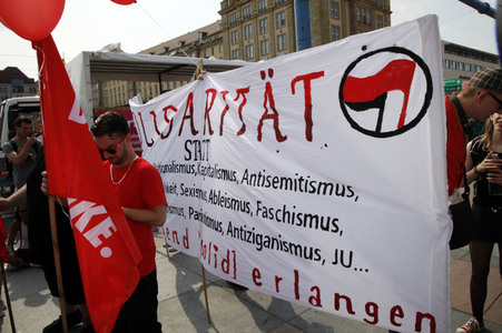 Demonstration 'Unteilbar' in Dresden