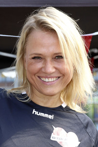 Benefiz-Fußballspiel 'Kicken mit Herz' 2019 in Hamburg