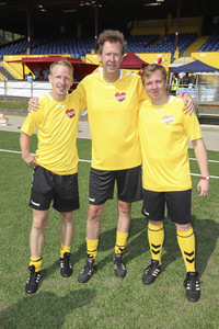 Benefiz-Fußballspiel 'Kicken mit Herz' 2019 in Hamburg