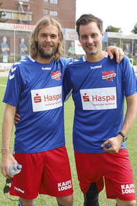 Benefiz-Fußballspiel 'Kicken mit Herz' 2019 in Hamburg