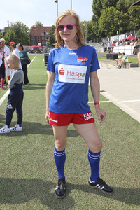 Benefiz-Fußballspiel 'Kicken mit Herz' 2019 in Hamburg