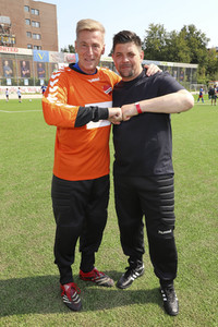 Benefiz-Fußballspiel 'Kicken mit Herz' 2019 in Hamburg