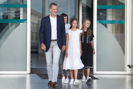Die spanischen Royals zu Besuch im Hospital Universitario Quirónsalu in Pozuelo de Alarcón