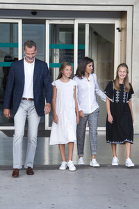 Die spanischen Royals zu Besuch im Hospital Universitario Quirónsalu in Pozuelo de Alarcón