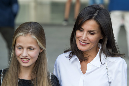 Die spanischen Royals zu Besuch im Hospital Universitario Quirónsalu in Pozuelo de Alarcón