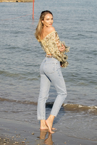 Photocall mit Candice Swanepoel, Internationale Filmfestspiele von Venedig 2019