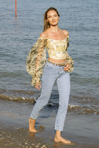 Photocall mit Candice Swanepoel, Internationale Filmfestspiele von Venedig 2019