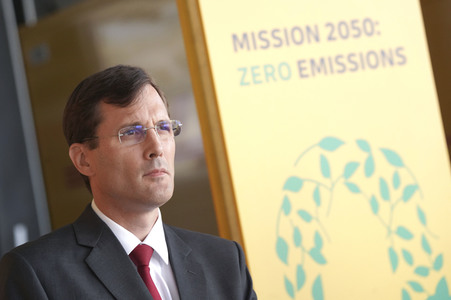 Inbetriebnahme des 10000sten DHL StreetScooters in Köln