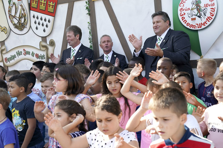 Vorstellung des Dreigestirns in Köln