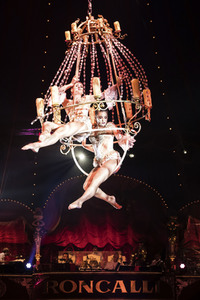 Premiere Circus Roncalli 'Storyteller' in Hannover