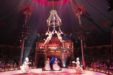 Premiere Circus Roncalli 'Storyteller' in Hannover