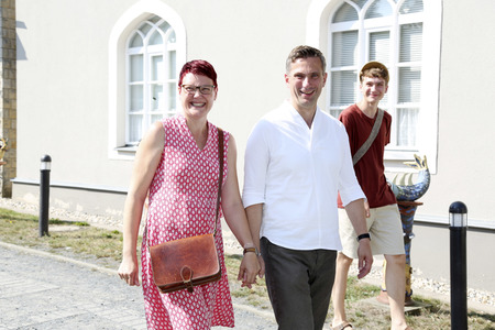 Martin Dulig beim Wählen in Moritzburg