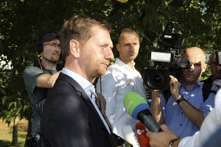 Michael Kretschmer beim Wählen in Dresden