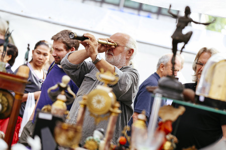 Symbolfoto Flohmarkt