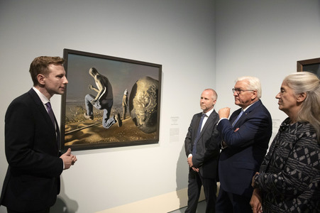 Eröffnung der Ausstellung 'Utopie und Untergang Kunst in der DDR' in Düsseldorf