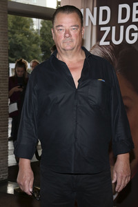 Filmpremiere 'Und der Zukunft zugewandt' in Berlin