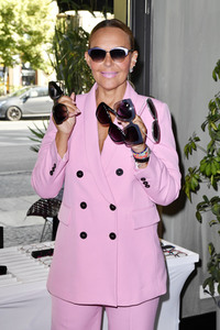 Präsentation von Natascha Ochsenknechts Brillenkollektion in Berlin