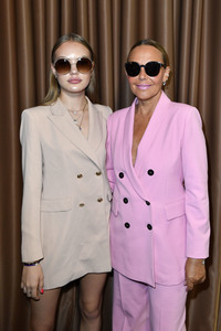 Präsentation von Natascha Ochsenknechts Brillenkollektion in Berlin