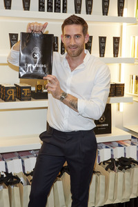 Atelier-Eröffnung von Dennis Creuzberg in Berlin