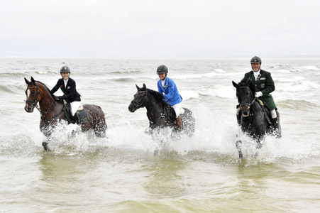 Empfang der Reiter beim Usedom Cross Country 2019