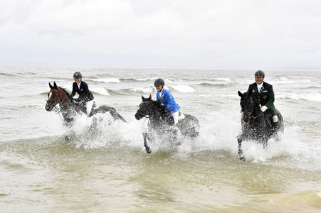 Empfang der Reiter beim Usedom Cross Country 2019