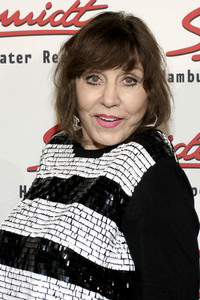 Revue 'Nutten, Koks und frische Erdbeeren' in Hamburg