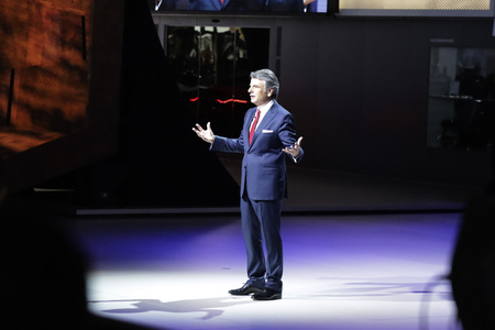 Weltpremiere des Land Rover Defender in Frankfurt