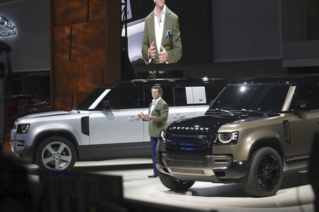 Weltpremiere des Land Rover Defender in Frankfurt